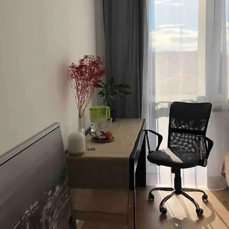 S&m Pokoj Przy Rondzie Daszynskiego Apartamento